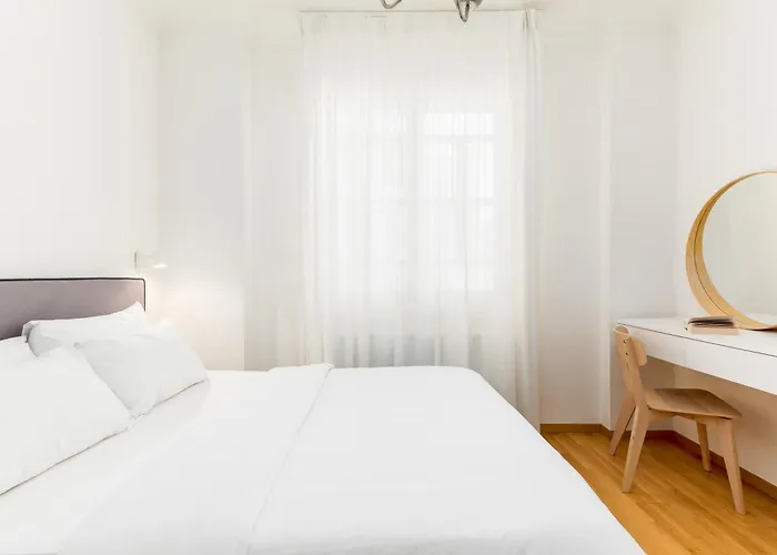 Zoe By Halu! Lovely Penthouse In The Center Apartment *