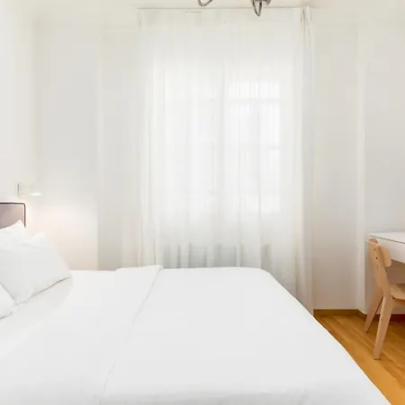 Zoe By Halu! Lovely Penthouse In The Center Apartment *