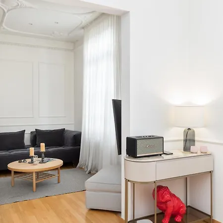 Apartment Zoe By Halu! Lovely Penthouse In The Center
