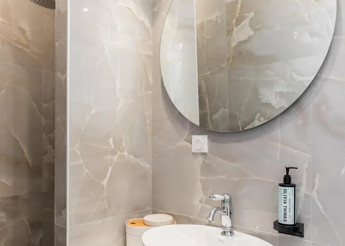 Zoe By Halu! Lovely Penthouse In The Center * Thessaloniki